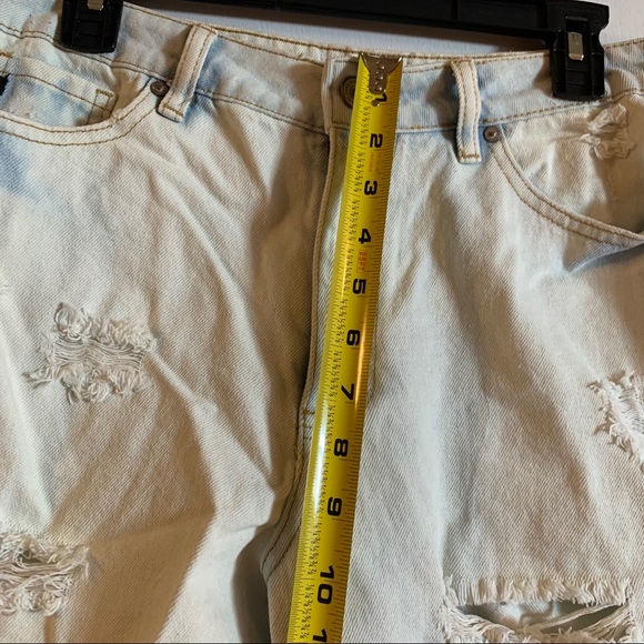 Kancan super high waisted distressed jean shorts L - Picture 6 of 8